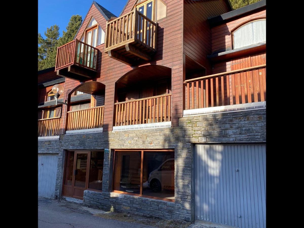 Le Cerf - Duplex Avec Superbe Vue Montagne Apartamento Les Angles  Exterior foto